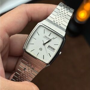 Vtg 1983 Seiko King Quartz “Twin Quartz” 9443-5020 Watch [Very Good Condition]